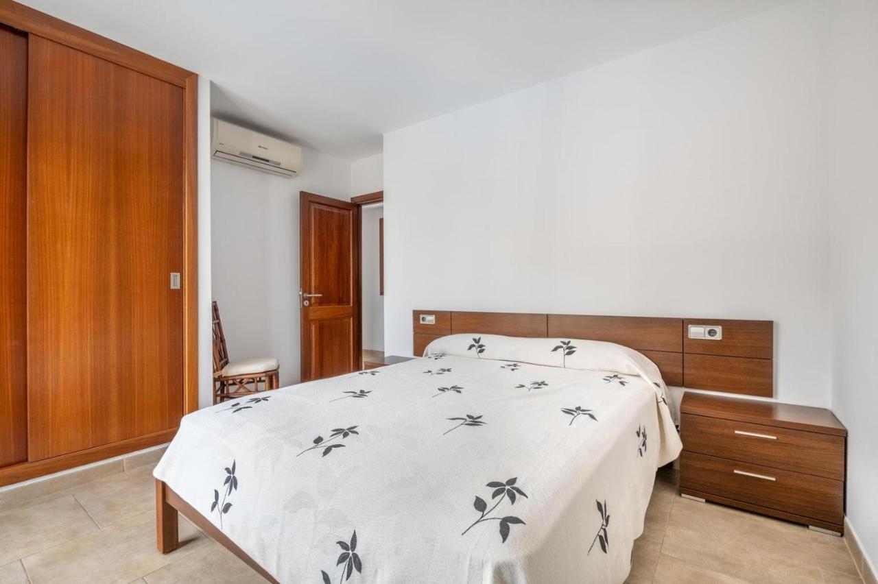 Apartaments Vaixell Сантаньї Екстер'єр фото